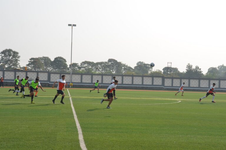 Mass Image Compressor Compressed this image. https://sourceforge.net/projects/icompress/ with Quality:80